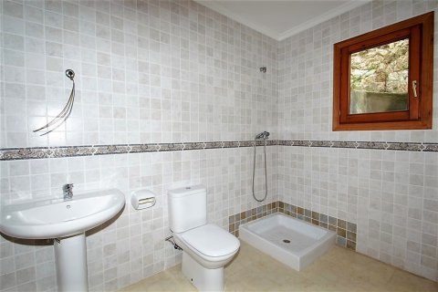 Huvila myytävänä Benitachell, Alicante, Espanja, 5 makuuhuonetta, 186 m2 No. 54470 - kuva 12