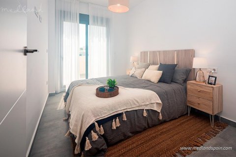 Huvila myytävänä Villamartin, Alicante, Espanja, 3 makuuhuonetta, 84 m2 No. 53983 - kuva 8