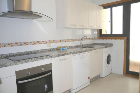 Huoneisto myytävänä San Luis de Sabinillas, Malaga, Espanja, 2 makuuhuonetta, 101 m2 No. 55437 - kuva 5