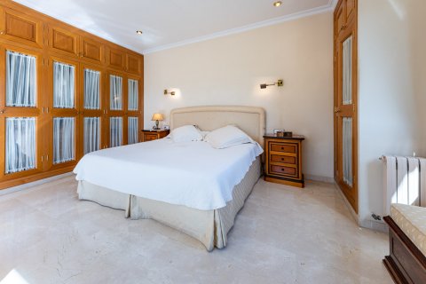 Huvila myytävänä Palma de Majorca, Mallorca, Espanja, 4 makuuhuonetta, 490 m2 No. 54122 - kuva 14