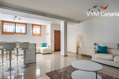 Huvila myytävänä Adeje, Tenerife, Espanja, 5 makuuhuonetta, 391 m2 No. 54885 - kuva 5