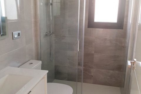 Huvila myytävänä Pinar De Campoverde, Alicante, Espanja, 3 makuuhuonetta, 116 m2 No. 56226 - kuva 18