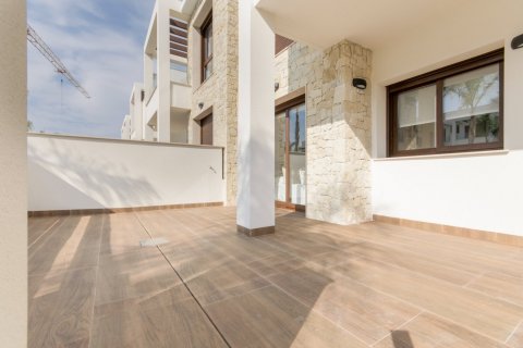 Huoneisto myytävänä Los Balcones, Alicante, Espanja, 2 makuuhuonetta, 63 m2 No. 56250 - kuva 21