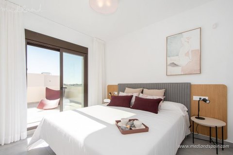 Huvila myytävänä Villamartin, Alicante, Espanja, 3 makuuhuonetta, 94 m2 No. 53982 - kuva 10