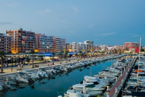 Huoneisto myytävänä Gran Alacant, Alicante, Espanja, 3 makuuhuonetta, 88 m2 No. 56272 - kuva 16