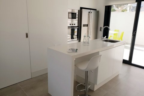 Huvila myytävänä Pinar De Campoverde, Alicante, Espanja, 3 makuuhuonetta, 116 m2 No. 56226 - kuva 7