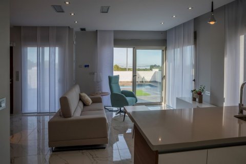 Huvila myytävänä Villamartin, Alicante, Espanja, 3 makuuhuonetta, 157 m2 No. 56318 - kuva 5