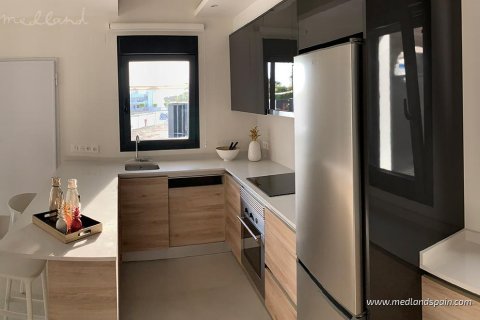 Huvila myytävänä Daya Nueva, Alicante, Espanja, 3 makuuhuonetta, 129 m2 No. 56945 - kuva 3