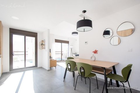 Huvila myytävänä Villamartin, Alicante, Espanja, 3 makuuhuonetta, 94 m2 No. 53982 - kuva 9