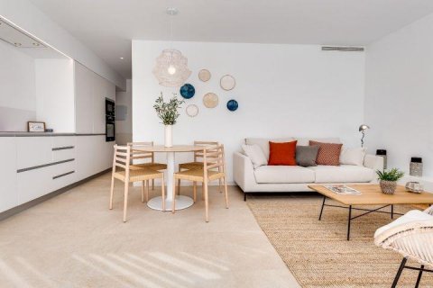 Huoneisto myytävänä Los Balcones, Alicante, Espanja, 2 makuuhuonetta, 84 m2 No. 56196 - kuva 7