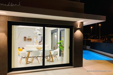 Huvila myytävänä Daya Nueva, Alicante, Espanja, 3 makuuhuonetta, 129 m2 No. 56945 - kuva 10