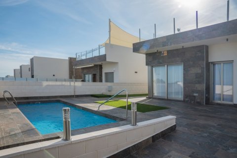 Huvila myytävänä Villamartin, Alicante, Espanja, 3 makuuhuonetta, 157 m2 No. 56318 - kuva 2