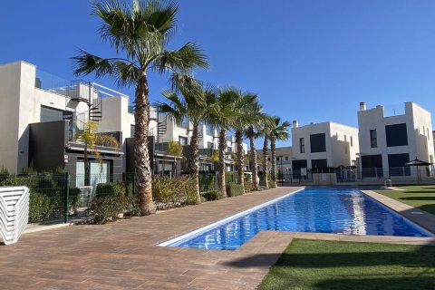 Bungalowi myytävänä Punta Prima, Alicante, Espanja, 3 makuuhuonetta, 78 m2 No. 58673 - kuva 7