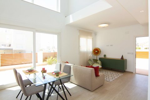 Huvila myytävänä La Mata, Alicante, Espanja, 3 makuuhuonetta, 320 m2 No. 58383 - kuva 5