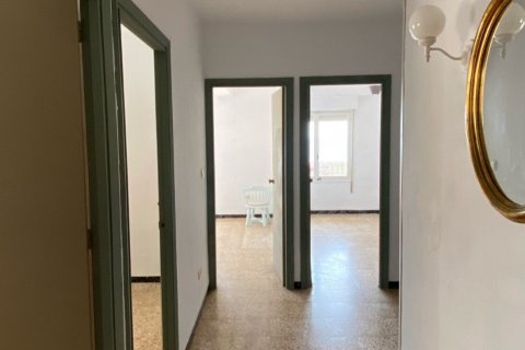 Huoneisto myytävänä Torrevieja, Alicante, Espanja, 4 makuuhuonetta, 110 m2 No. 58956 - kuva 3