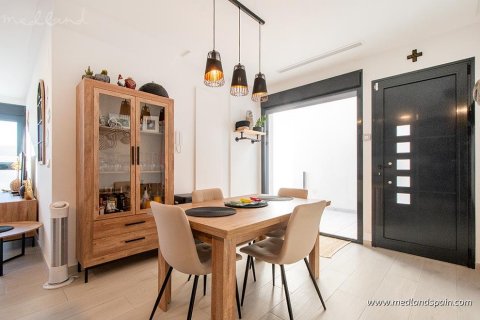 Huvila myytävänä Benijofar, Alicante, Espanja, 3 makuuhuonetta, 105 m2 No. 57944 - kuva 6