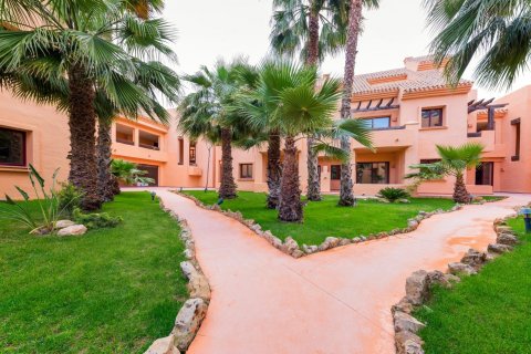 Kaupunkipientalo myytävänä Los Alcazares, Murcia, Espanja, 3 makuuhuonetta, 97 m2 No. 58178 - kuva 4