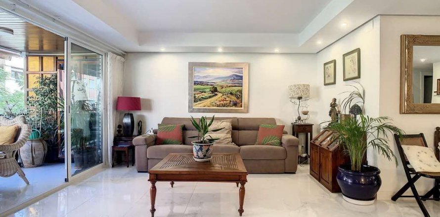 Huoneisto Alicante, Espanja 3 makuuhuonetta, 148 m2 No. 59407