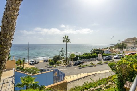 Kaupunkipientalo myytävänä Campoamor, Alicante, Espanja, 3 makuuhuonetta, 96 m2 No. 59436 - kuva 3