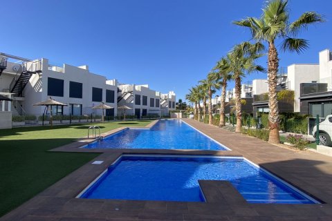 Bungalowi myytävänä Punta Prima, Alicante, Espanja, 3 makuuhuonetta, 78 m2 No. 58673 - kuva 3