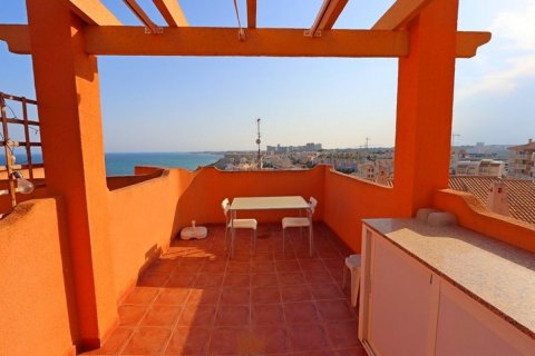 Huoneisto myytävänä Campoamor, Alicante, Espanja, 2 makuuhuonetta, 74 m2 No. 58513 - kuva 3