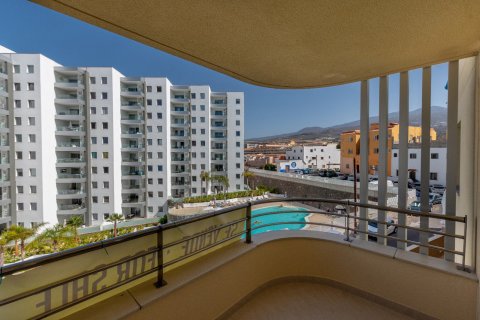 Huoneisto myytävänä Santa Cruz de Tenerife, Tenerife, Espanja, 2 makuuhuonetta, 73 m2 No. 58477 - kuva 1