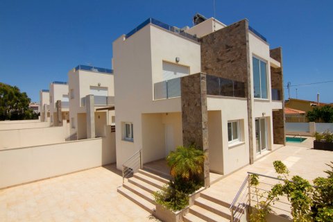 Huvila myytävänä La Mata, Alicante, Espanja, 3 makuuhuonetta, 320 m2 No. 58383 - kuva 2