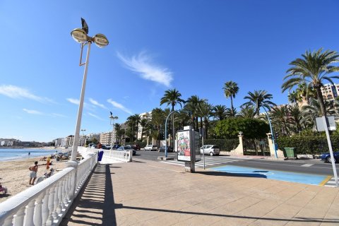 Huoneisto myytävänä Torrevieja, Alicante, Espanja, 3 makuuhuonetta, 114 m2 No. 58589 - kuva 3