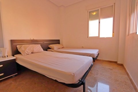 Huoneisto myytävänä Campoamor, Alicante, Espanja, 2 makuuhuonetta, 74 m2 No. 58513 - kuva 8