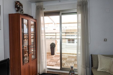 Huoneisto myytävänä Torrevieja, Alicante, Espanja, 3 makuuhuonetta, 75 m2 No. 58624 - kuva 2