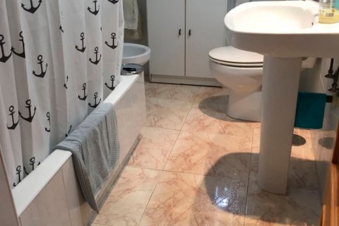 Huoneisto myytävänä Benidorm, Alicante, Espanja, 3 makuuhuonetta, 100 m2 No. 58833 - kuva 5