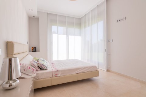 Huvila myytävänä Campoamor, Alicante, Espanja, 5 makuuhuonetta, 256 m2 No. 58546 - kuva 4