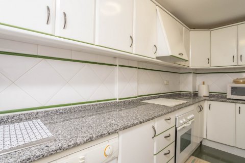 Kaupunkipientalo myytävänä Campoamor, Alicante, Espanja, 3 makuuhuonetta, 96 m2 No. 59436 - kuva 9