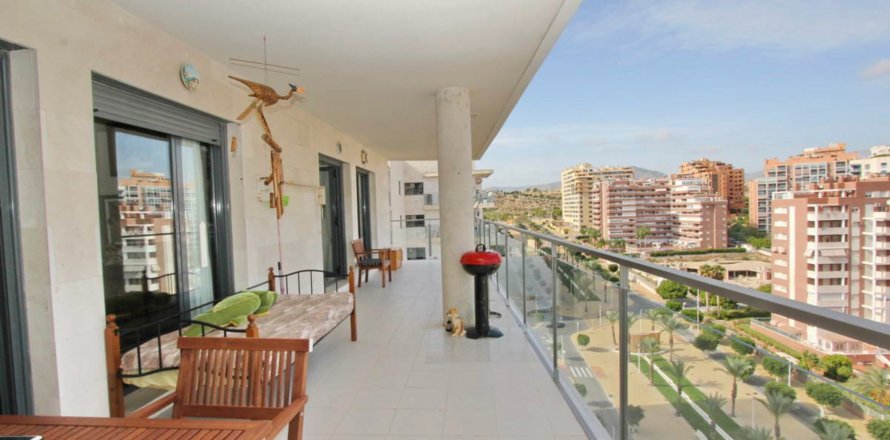 Huoneisto Benidorm, Alicante, Espanja 3 makuuhuonetta, 136 m2 No. 58373