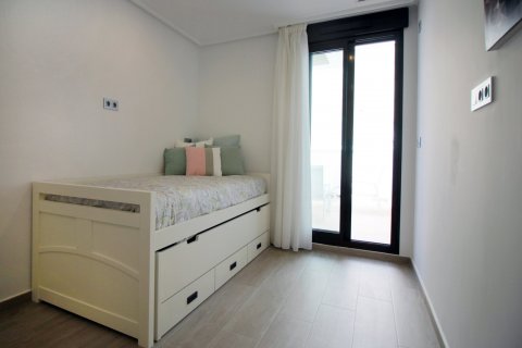 Bungalowi myytävänä Torre de la Horadada, Alicante, Espanja, 3 makuuhuonetta, 81 m2 No. 58059 - kuva 9