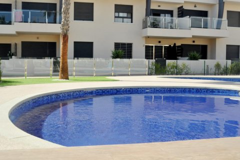 Bungalowi myytävänä Mil Palmeras, Alicante, Espanja, 2 makuuhuonetta, 77 m2 No. 58308 - kuva 1