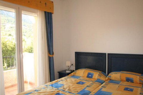 Kaupunkipientalo myytävänä Calpe, Alicante, Espanja, 3 makuuhuonetta, 102 m2 No. 57971 - kuva 4