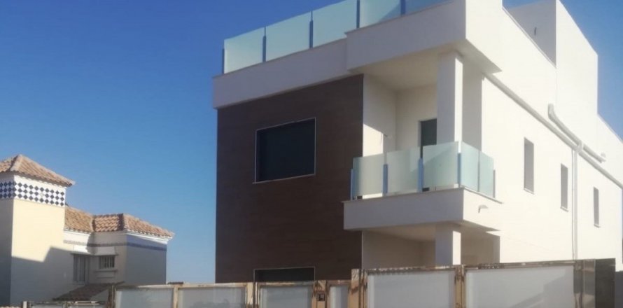 Huvila San Miguel de Salinas, Alicante, Espanja 4 makuuhuonetta, 239 m2 No. 58210