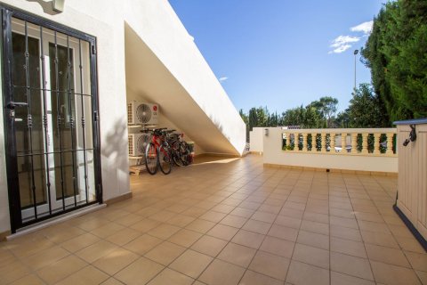 Huvila myytävänä Dehesa De Campoamor, Alicante, Espanja, 4 makuuhuonetta, 162 m2 No. 57603 - kuva 21