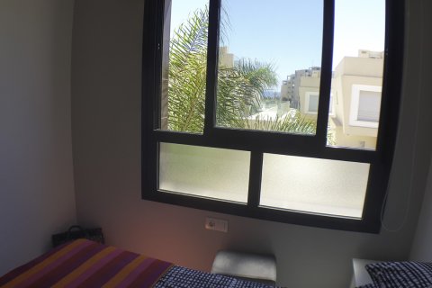 Bungalowi myytävänä Pilar de la Horadada, Alicante, Espanja, 3 makuuhuonetta, 86 m2 No. 59253 - kuva 7