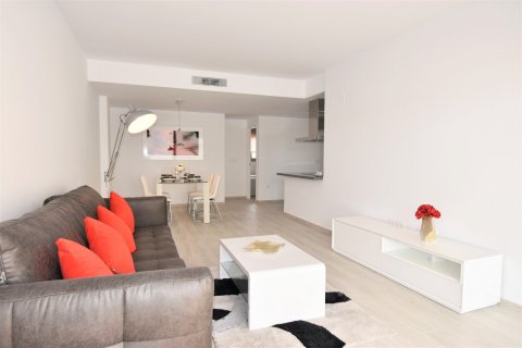 Huoneisto myytävänä Villamartin, Alicante, Espanja, 3 makuuhuonetta, 122 m2 No. 58258 - kuva 4