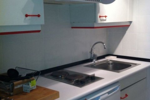 Huoneisto myytävänä Madrid, Espanja, 1 makuuhuone, 50 m2 No. 58451 - kuva 4