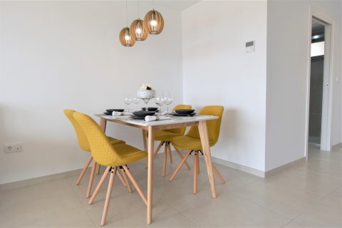 Huoneisto myytävänä Villamartin, Alicante, Espanja, 2 makuuhuonetta, 93 m2 No. 58257 - kuva 5