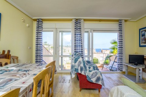 Kaupunkipientalo myytävänä Campoamor, Alicante, Espanja, 3 makuuhuonetta, 96 m2 No. 59436 - kuva 4