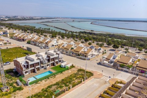 Bungalowi myytävänä San Pedro del Pinatar, Murcia, Espanja, 2 makuuhuonetta, 99 m2 No. 59016 - kuva 10