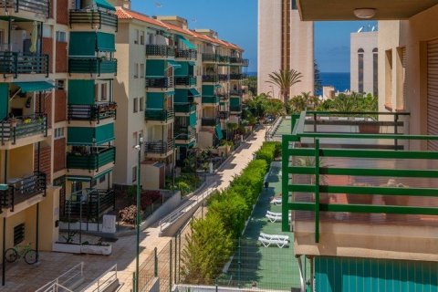 Huoneisto myytävänä Santa Cruz de Tenerife, Tenerife, Espanja, 3 makuuhuonetta, 85 m2 No. 58482 - kuva 2