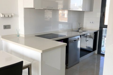 Kaupunkipientalo myytävänä Campoamor, Alicante, Espanja, 3 makuuhuonetta, 82 m2 No. 58566 - kuva 8