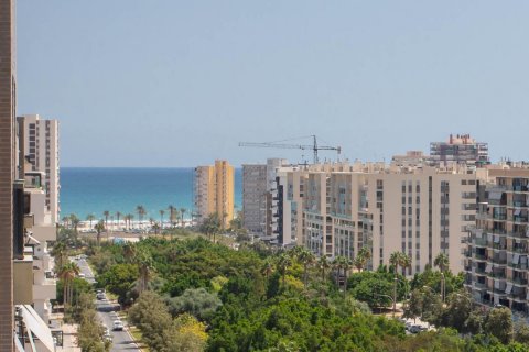 Huoneisto myytävänä San Juan, Alicante, Espanja, 4 makuuhuonetta, 136 m2 No. 59974 - kuva 2