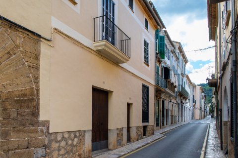 Kaupunkipientalo myytävänä Soller, Mallorca, Espanja, 4 makuuhuonetta, 365 m2 No. 32847 - kuva 21