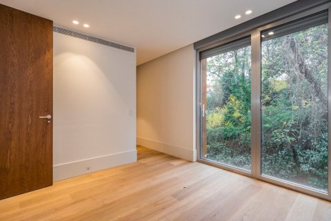 Huvila myytävänä Madrid, Espanja, 5 makuuhuonetta, 376 m2 No. 62377 - kuva 15